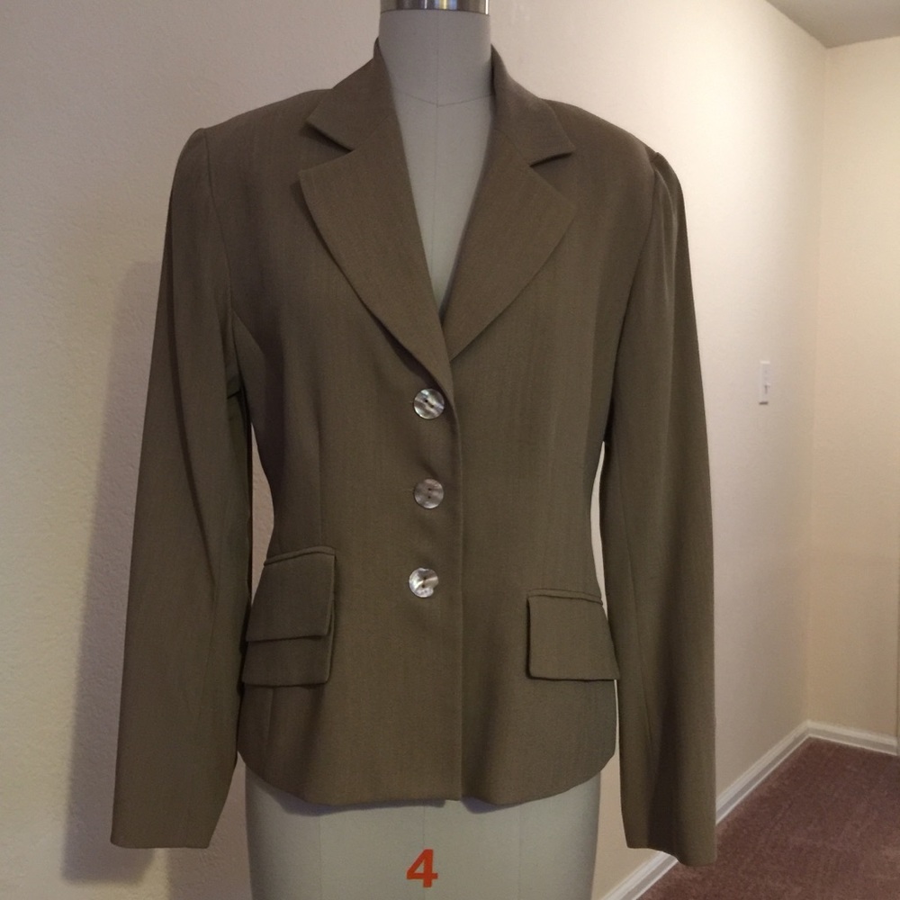 Vintage 90’s tan jacket